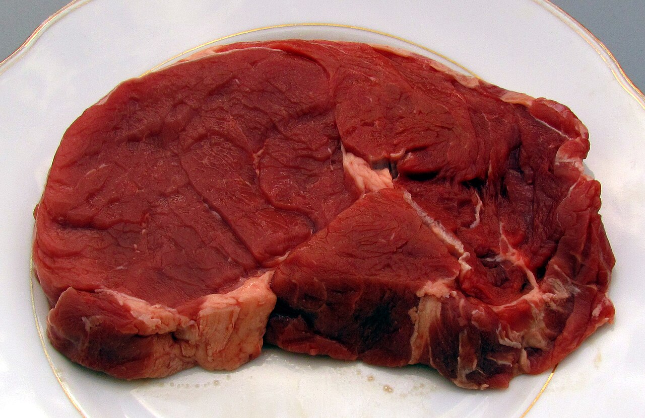 Viande de bœuf — bœuf 100 % français chez le boucher à La Londe-les-Maures